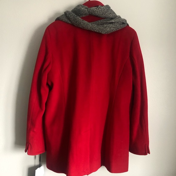 Calvin Klein coat - Picture 2 of 6